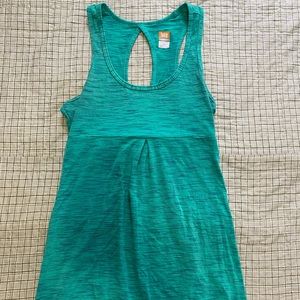 Turquoise Lucy Brand active top XS.